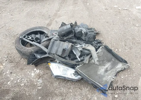 2014 Hyundai Santa Fe Sport 2.0L Turbo z USA, uszkodzony, nr VIN 5XYZU3LA0EG219902